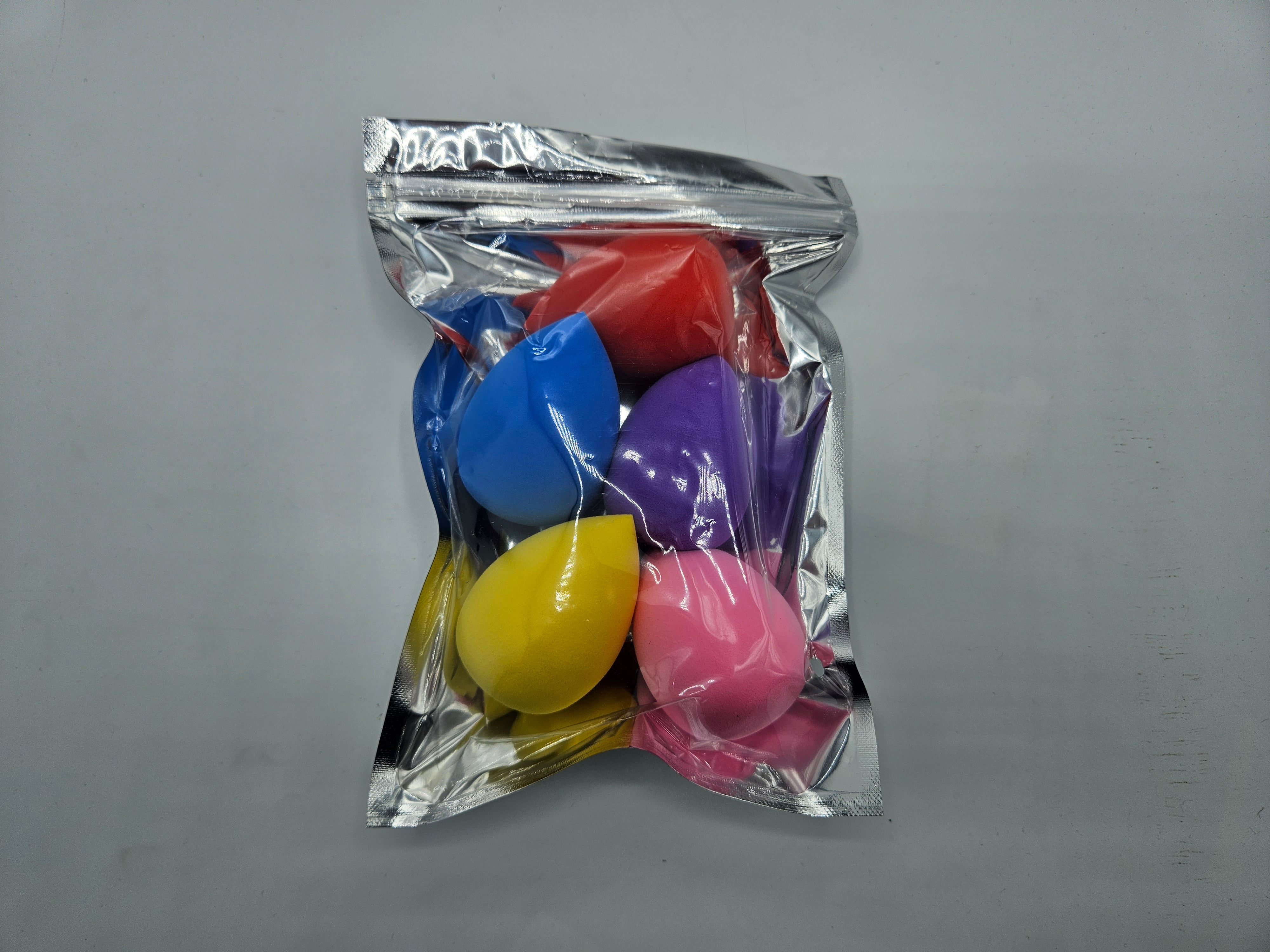 Esponjas de maquillaje en forma de huevo