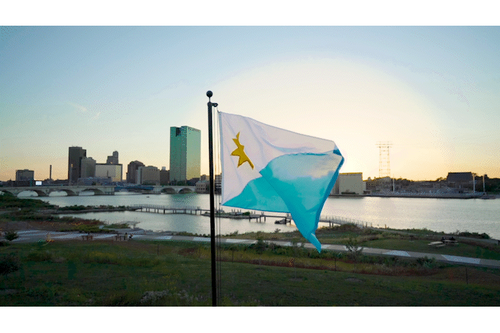 Toledo flag redesign animated gif showing flag waving