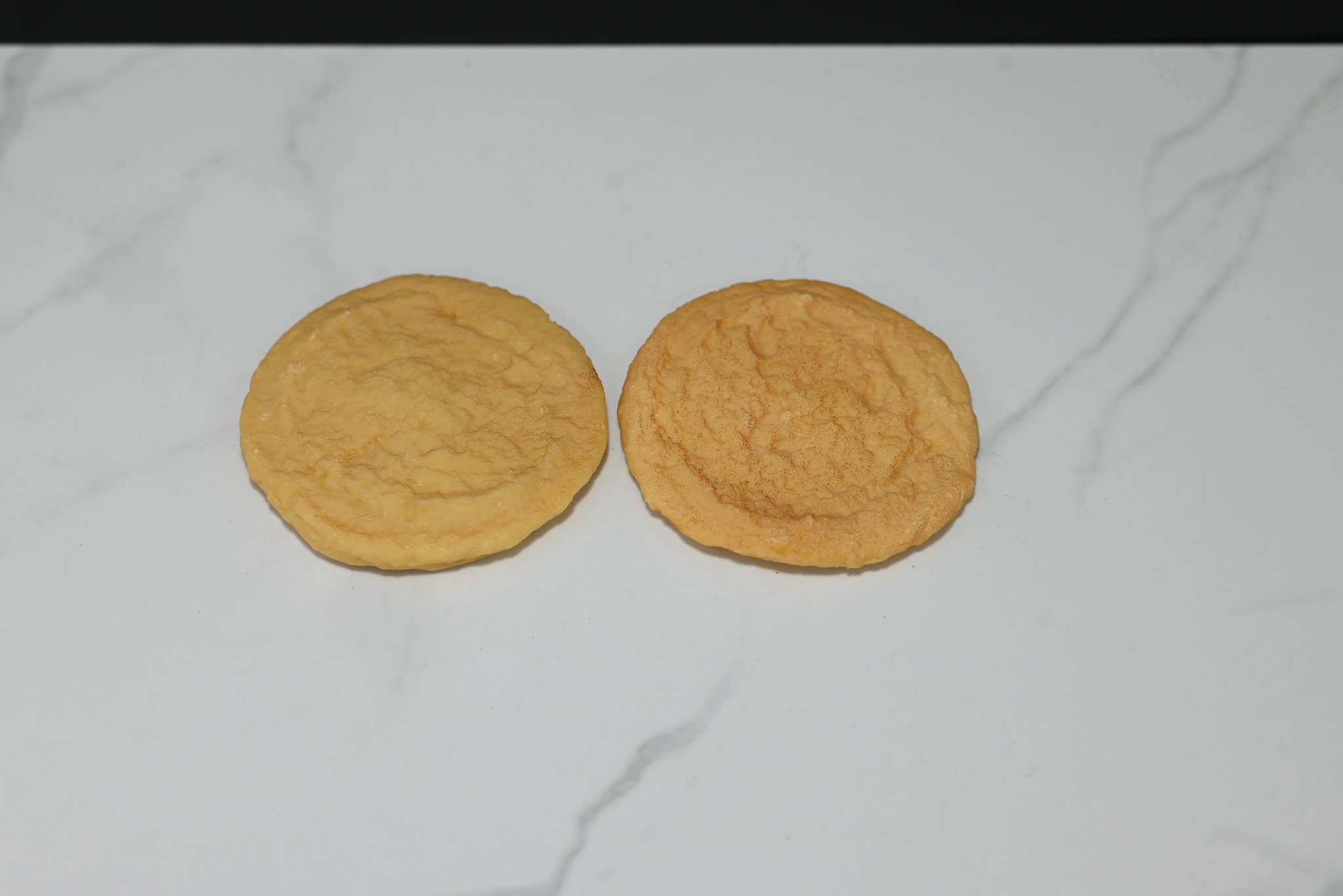 Assortiment de grandes fausses pâtisseries traditionnelles (lot de 12)
