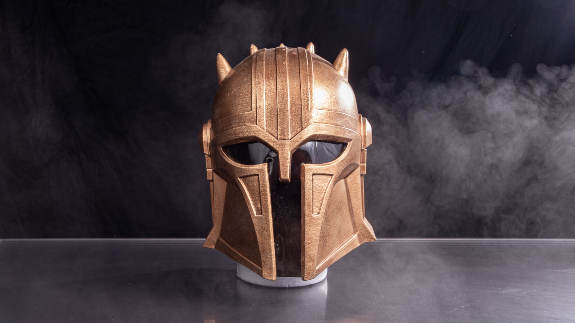 Casque d'Armurière Mandalorienne