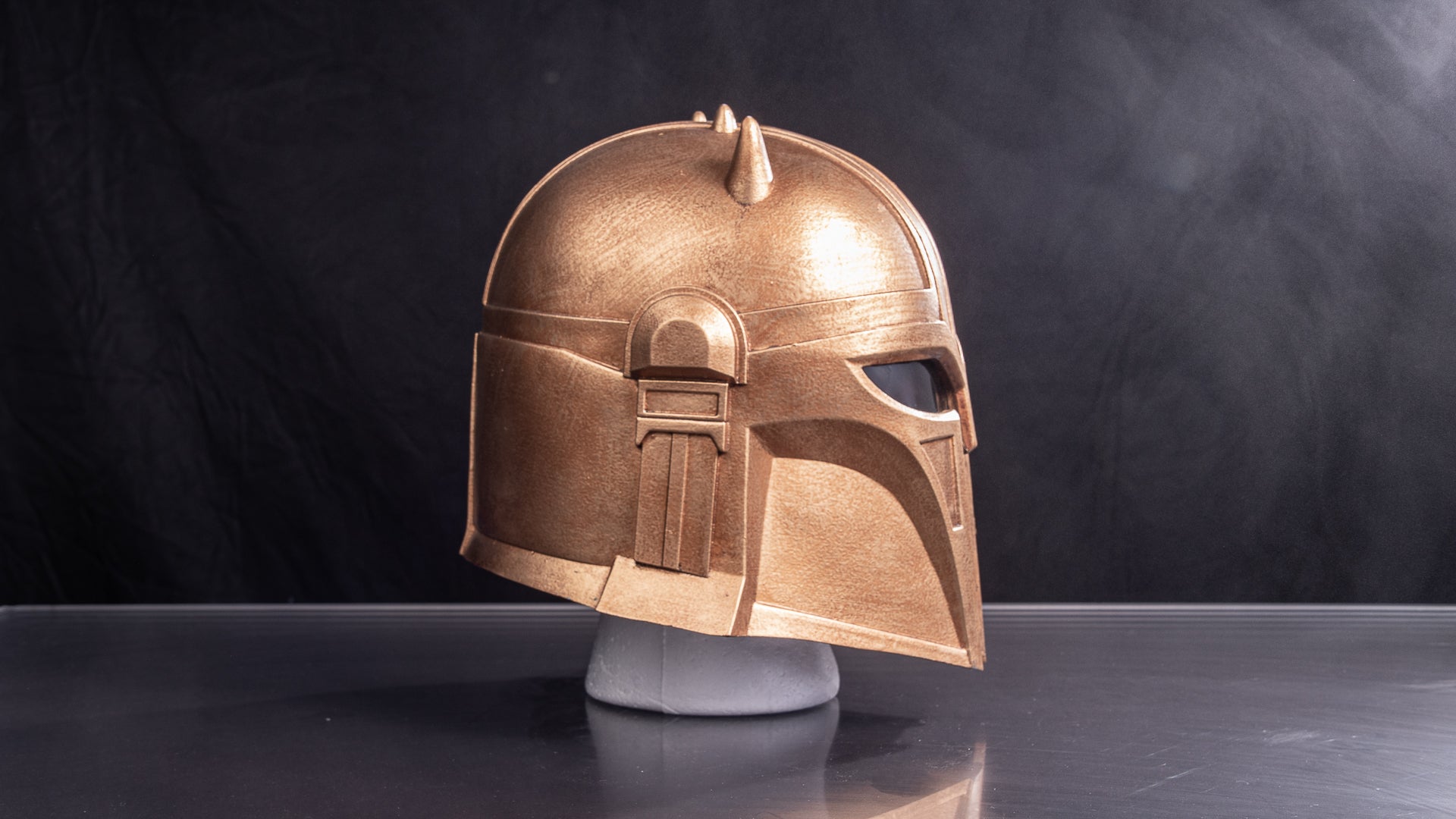 Casque d'Armurière Mandalorienne