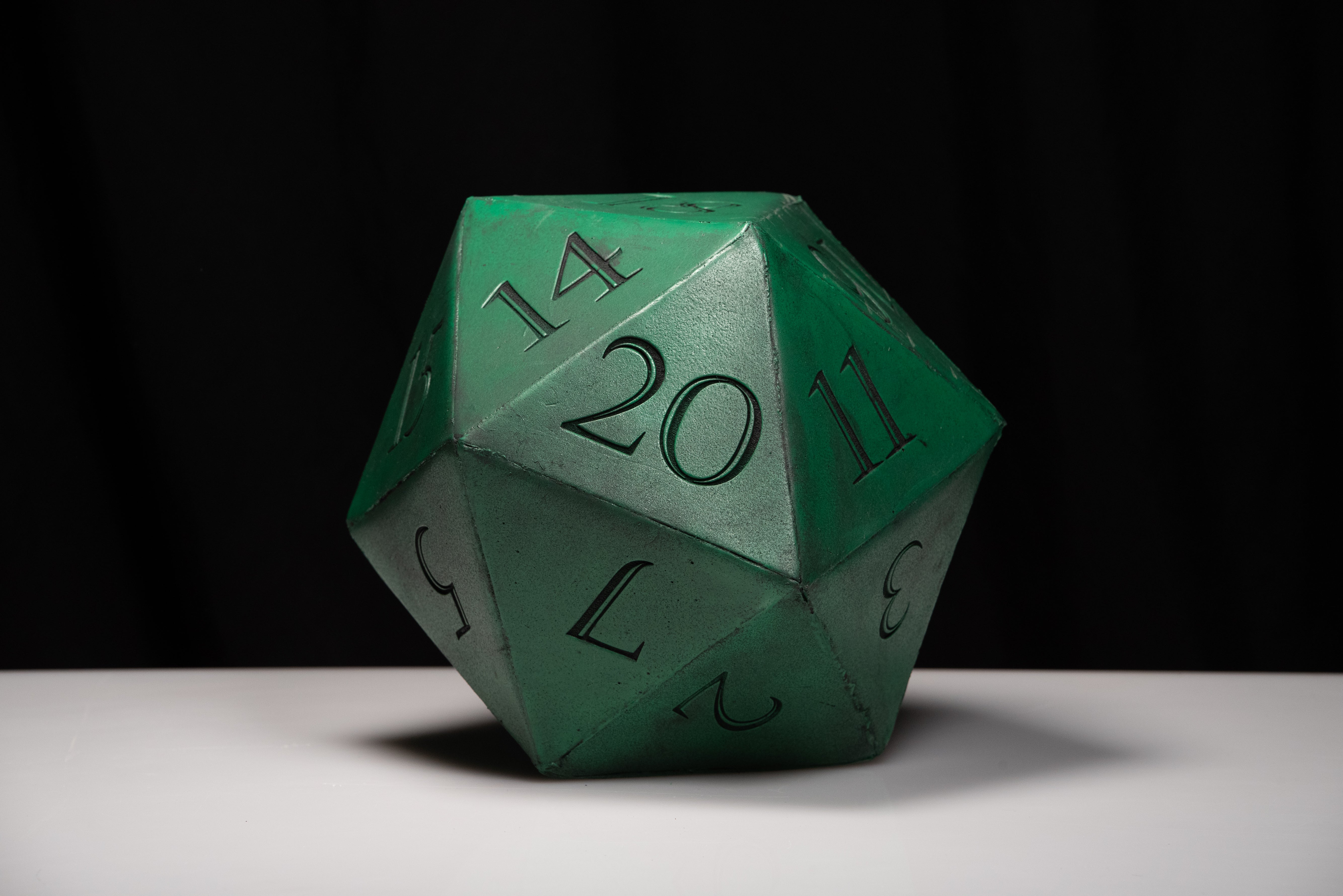 Dé géant D20, 25 cm de haut, accessoire de présentation