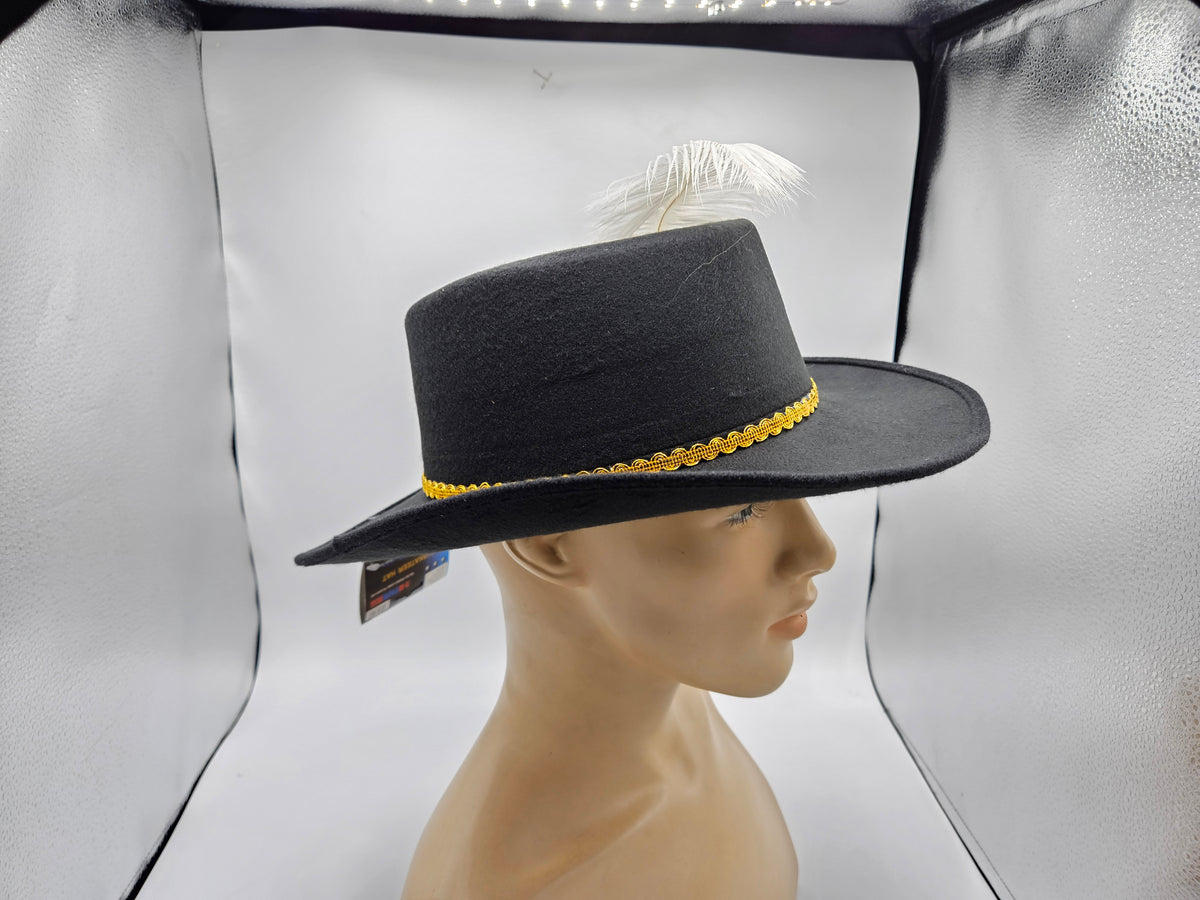 Musketeer hat — side profile view