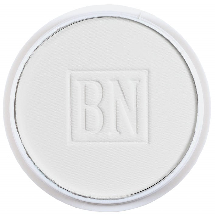Ben Nye LA-1 Cloud White MagiCake — 1oz large pan color swatch