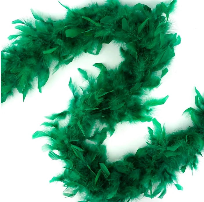 Kelly green chandelle boa — lightweight 40g, 2-yard piece, approx 4" diameter