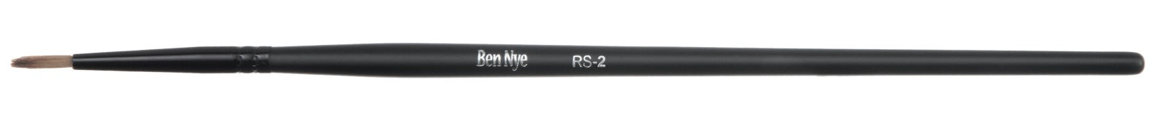 Ben Nye RS-2 Small Point Custom Round Brush — detail view, small tip