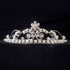 tiara de niña de las flores