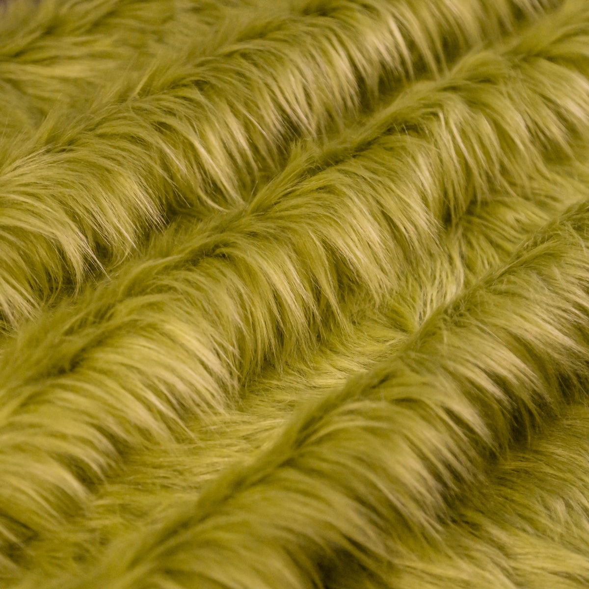 FabricLA Faux Fur Shaggy Fabric – Soft, Long Pile Fake Fur Squares